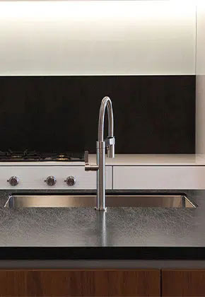 laminam_seta_1.jpg