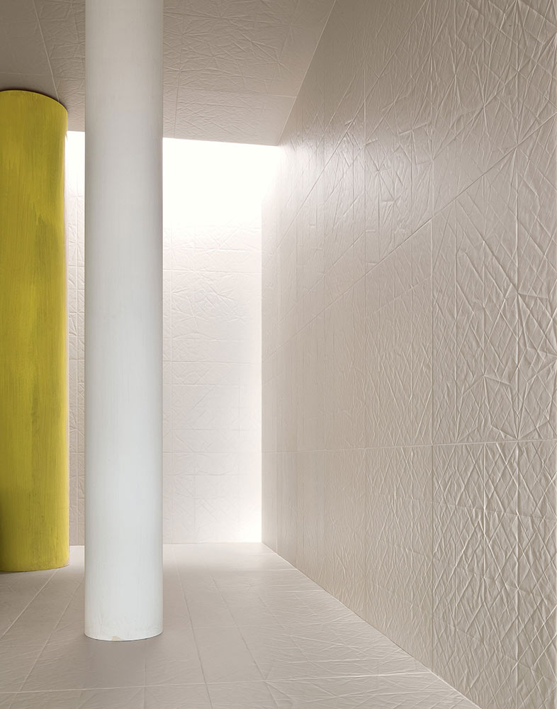 mutina_folded_3.jpg